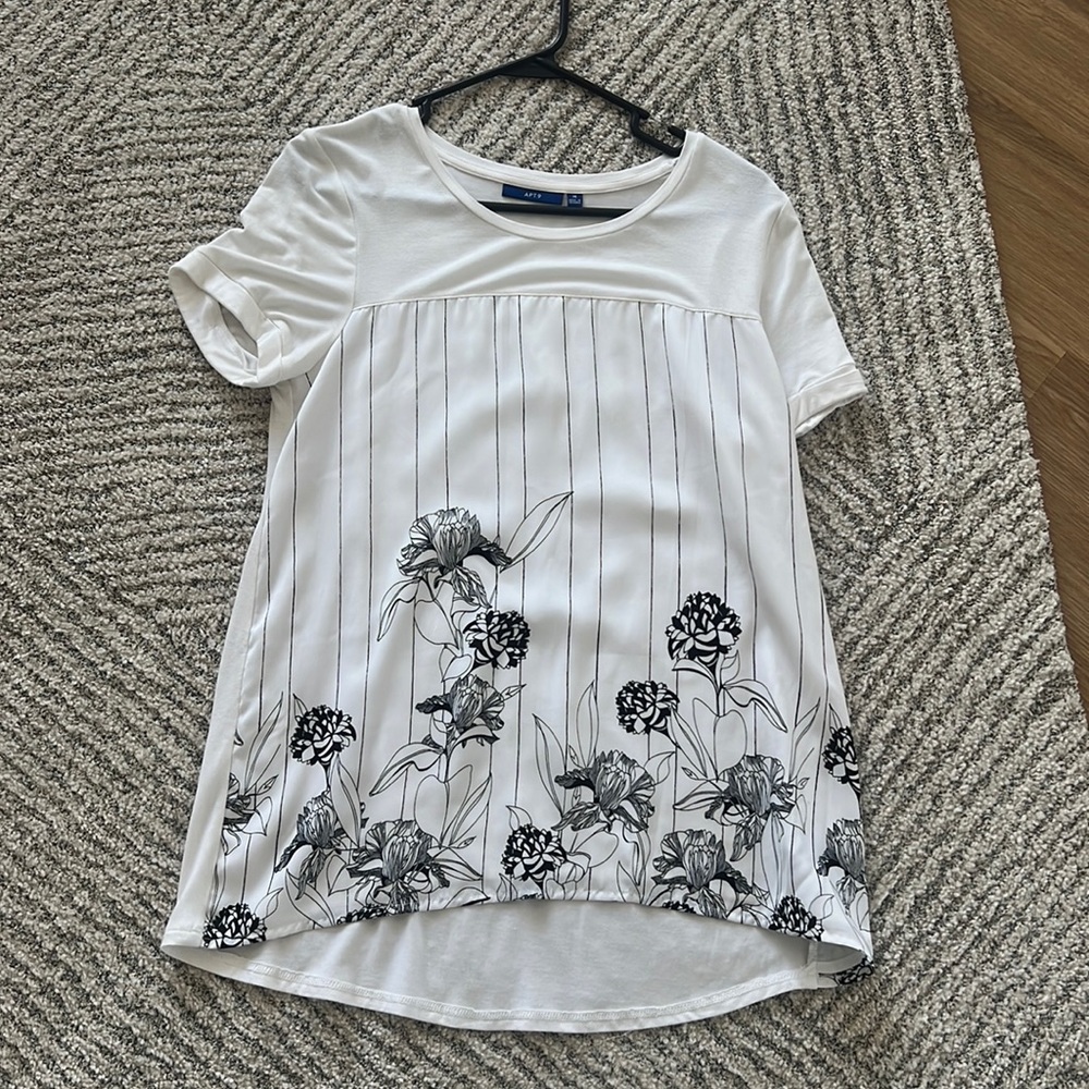 Long white tee